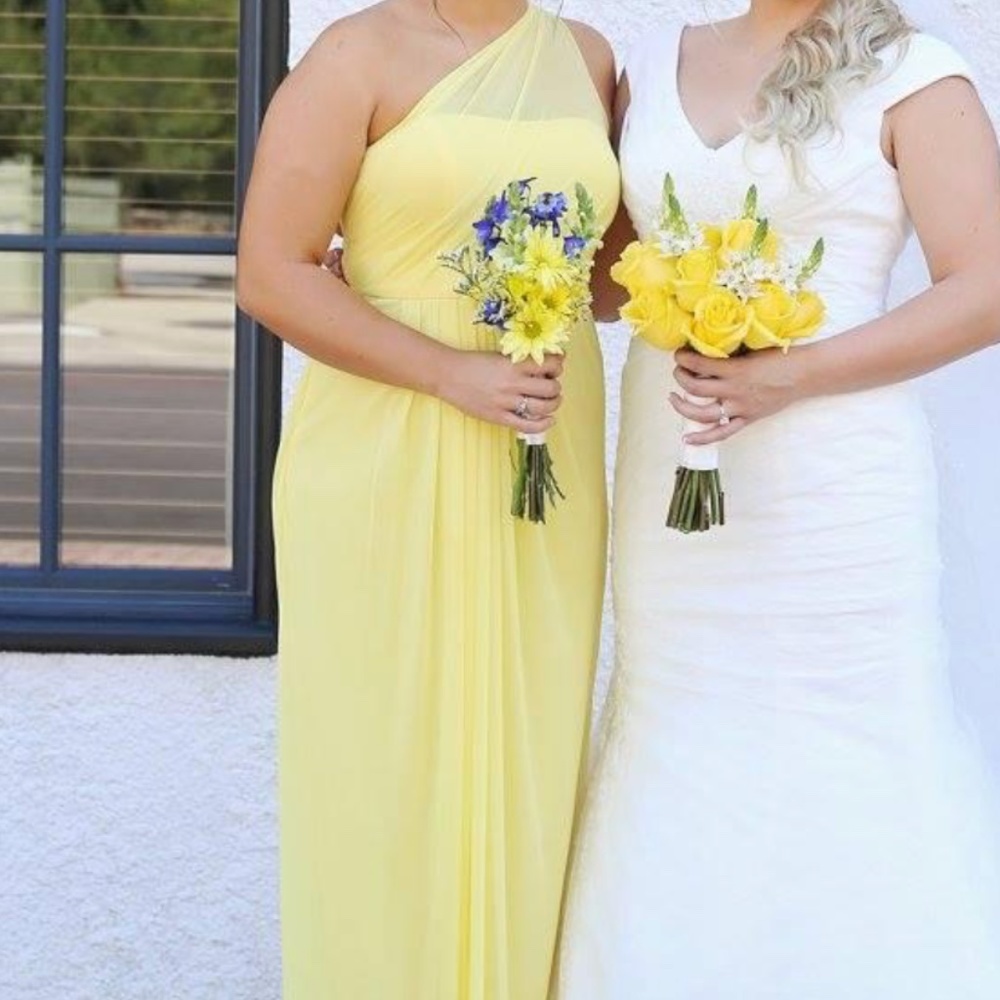 One shoulder Yellow Dress